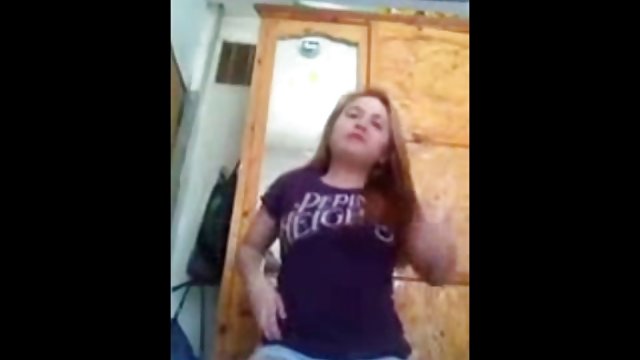 Par ne sek full hot primijeti kameru i zajebava se