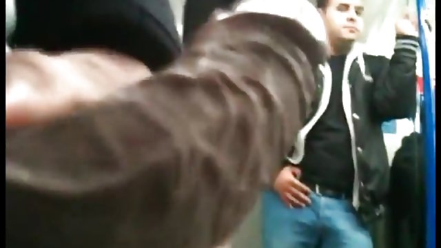 Upoznala sam momka i odmah besplatni sek pristala na seks