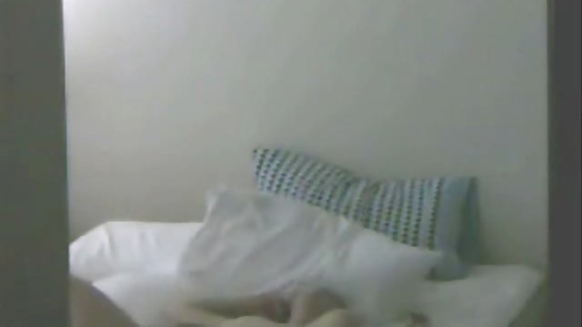 Smjestili su se seks video lucah iza i na stol stavili djevojčicu koja ima rak