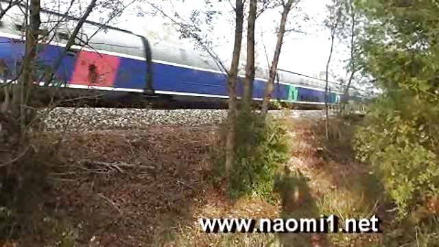 Zlobna xxxxx seks kurva predala se na ulici